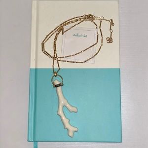 Stella & Dot coral necklace